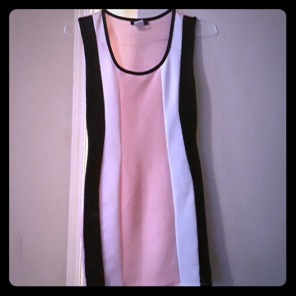 BEWARE! color block tight dress